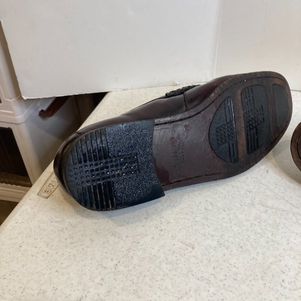 JOHNSTON AND MURPHY LEATHER BURGUNDY LOAFERS SIZE 11.5 - Picture 2 of 6